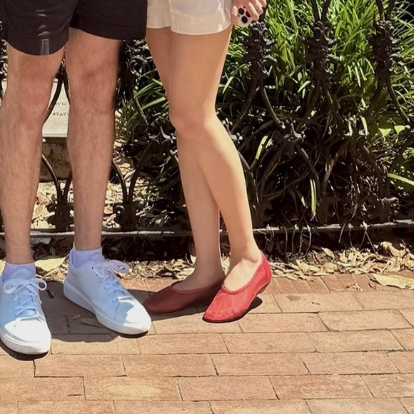 Massimo Dutti Red Mesh Ballet Flats - Picture 3 of 10